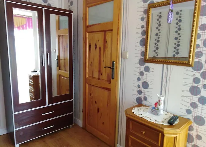 Gut ホームステイ *